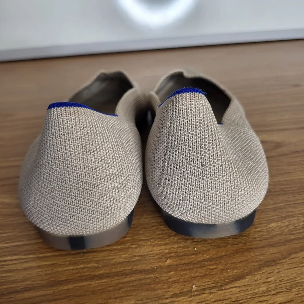 Rothy's Beige Pointed Knit Slip-On Flats with Blue Trim Womens Size 6.5 - Picture 5 of 9